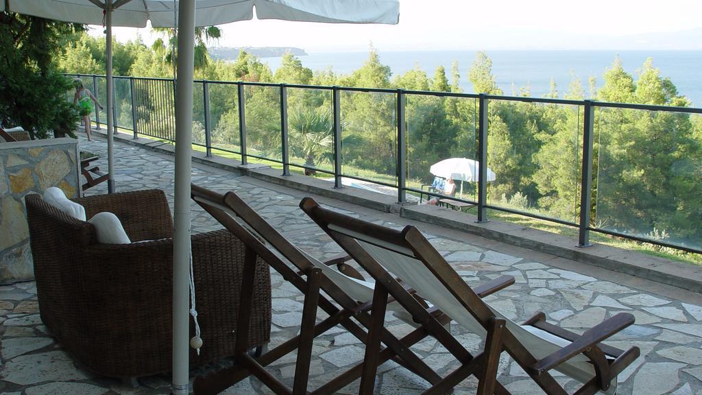 Paressa Villas Néa Fókaia Oda fotoğraf