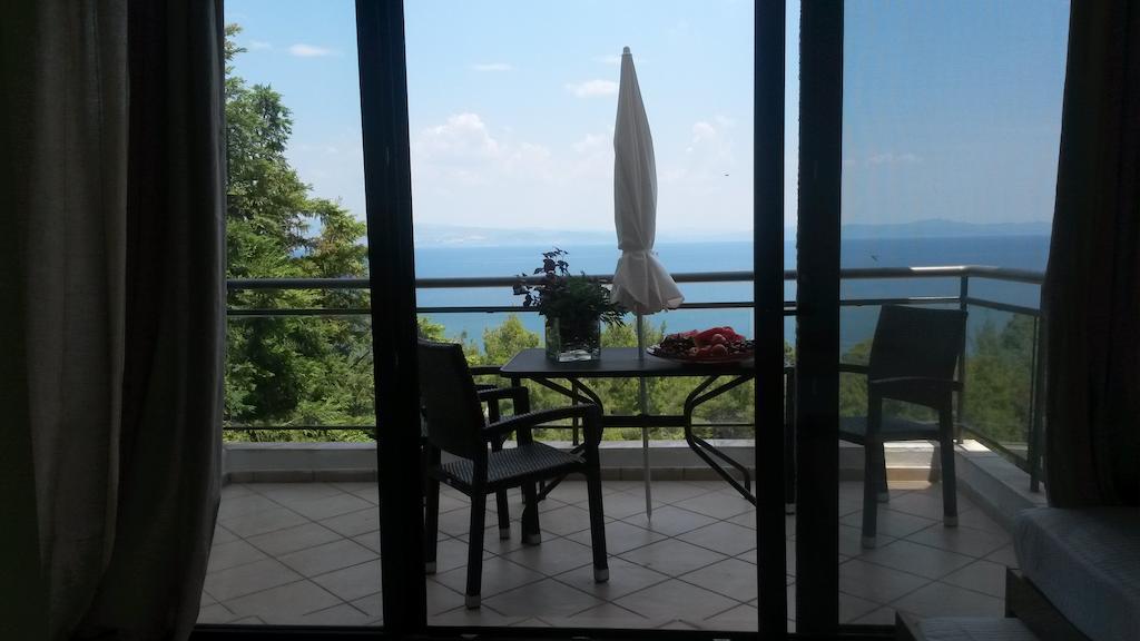 Paressa Villas Néa Fókaia Oda fotoğraf